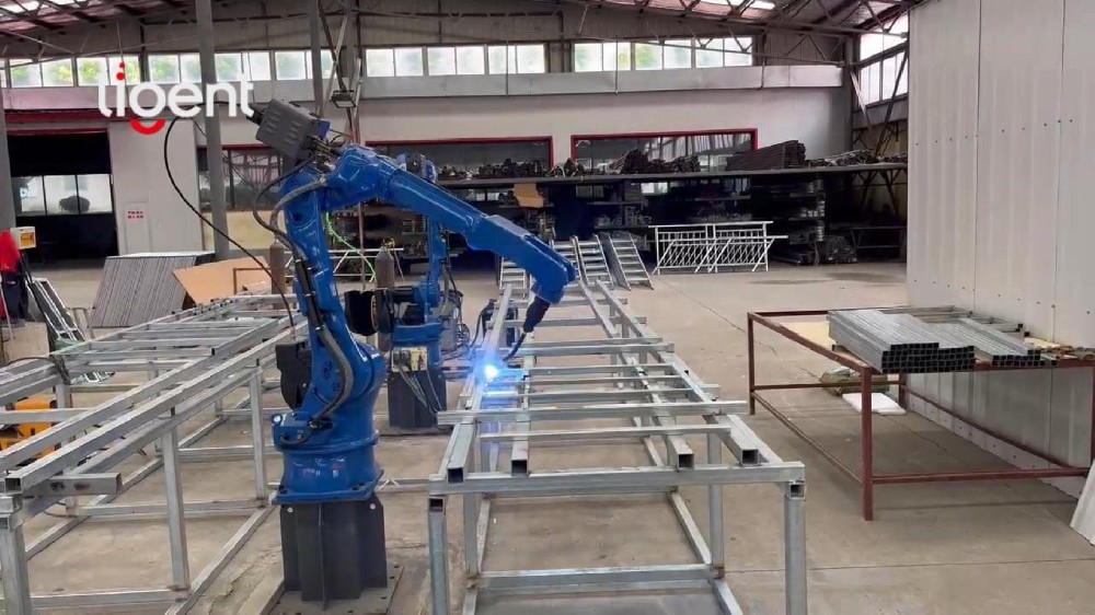 LIGENT Welding Robot: Case Studies in Door and Window Welding